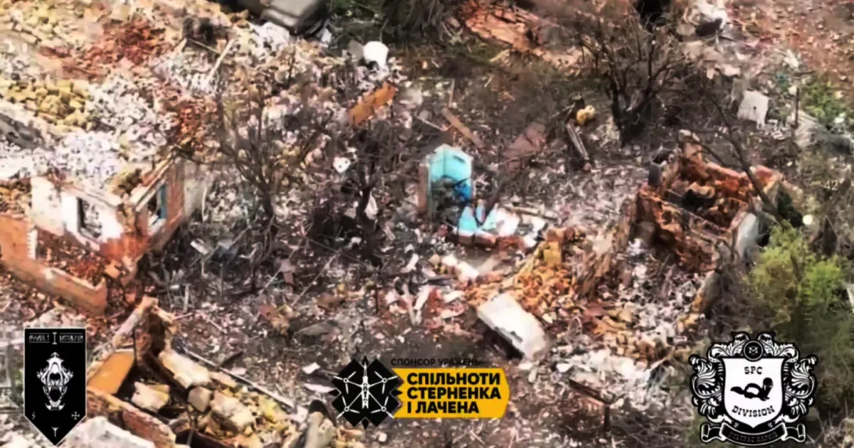 Скриншот з відео 92 ОШБр імені Івана Сірка «Довели хробакам, що штурм був вкрай кепською ідеєю»: у Глибокому сірківці та харківські ультрас ефектно розмотали російських штурмовиків на порталі Gromada Group