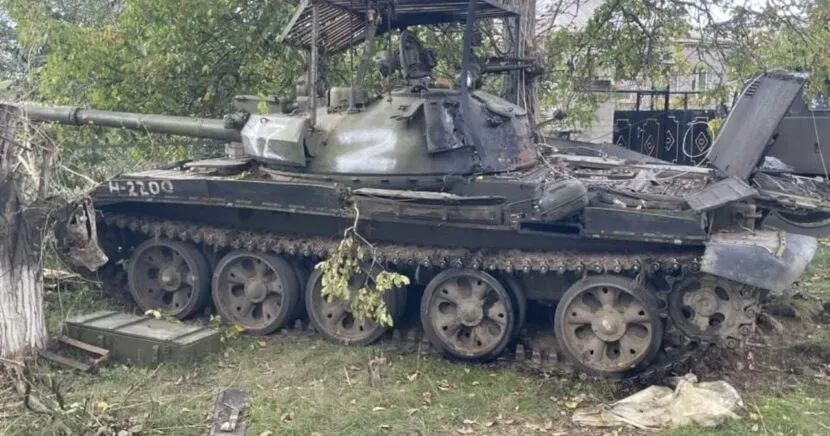 Фото ілюстративне В районі Глибокого окупанти обстріляли позиції Сил оборони з танка на порталі Gromada Group