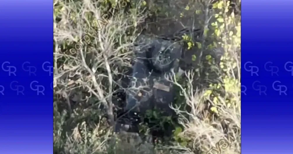 Скриншот з відео Лишили без коліс: на Липеччині «Гострі Картузи» спалили чотири автівки окупантів на порталі Gromada Group