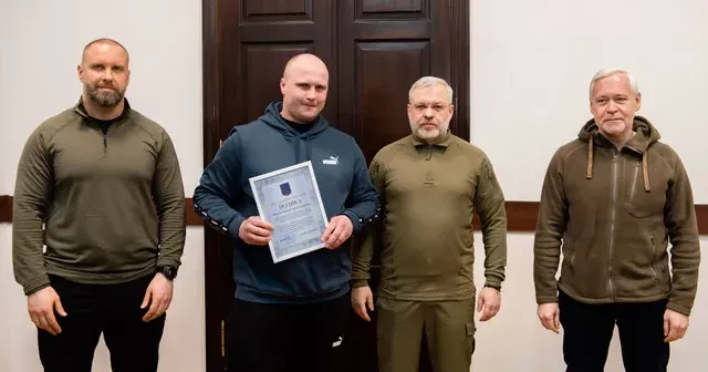 Фото: АТ «Харківобленерго» Енергетиків Липецького РЕМ нагородив міністр на порталі Gromada Group