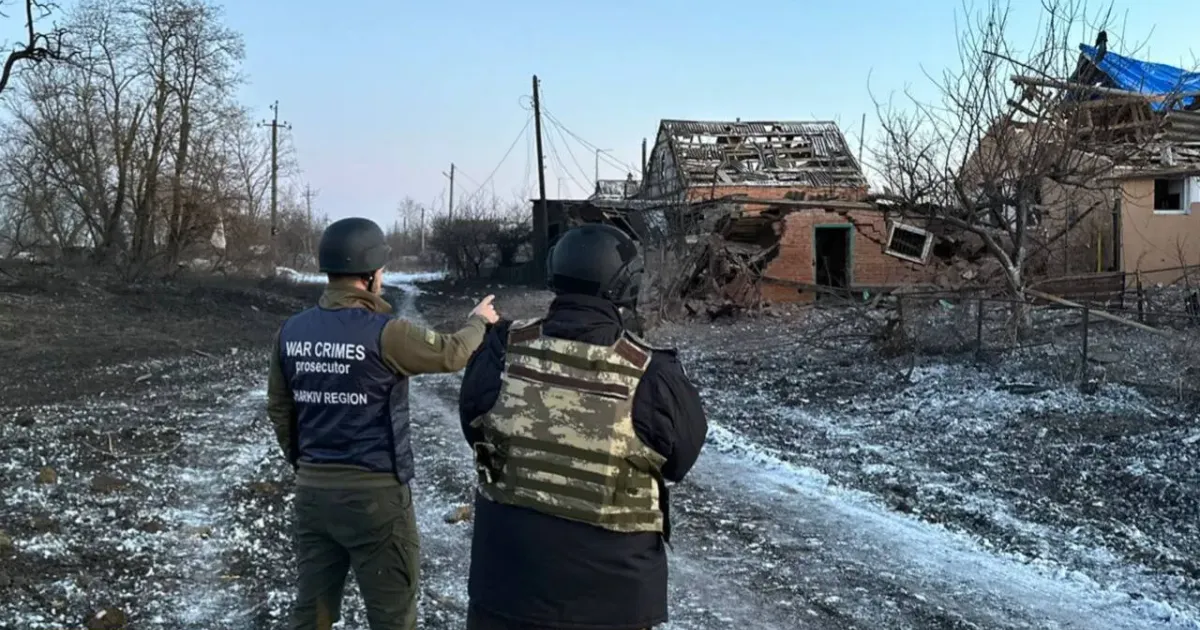 Фото: Харківська обласна прокуратура По Веселому російські окупанти вдарили авіабомбами (фото) на порталі Gromada Group