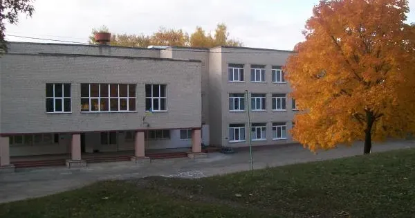 Ілюстративне фото Двох людей вбили російські військові у Лук'янцях керованою авіабомбою на порталі Gromada Group