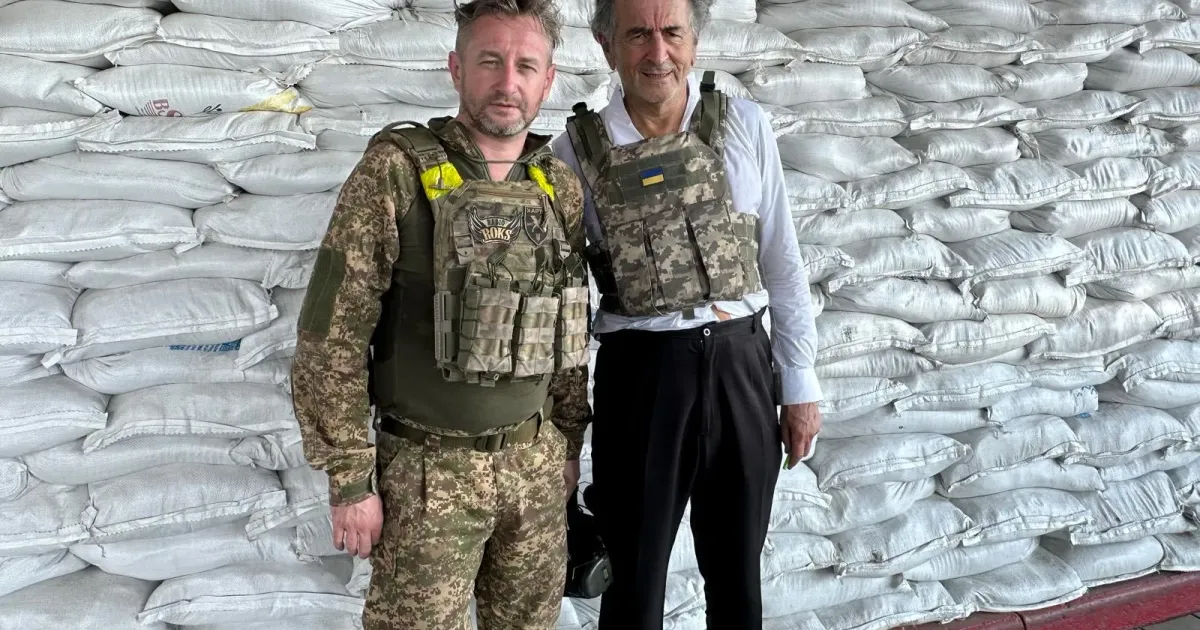 Сергій Жадан та Бернар-Анрі Леві Район Липців відвідав Бернар-Анрі Леві, супроводжував Сергій Жадан на порталі Gromada Group