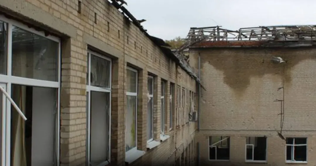Фото: Харківський Антикорупційний Центр Угоду на 136 млн грн на реконструкцію Циркунівського ліцею укладено — ціни завищені майже втричі на порталі Gromada Group