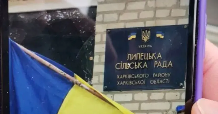 Це звучить постійно. В коментарях, в особистому спілкуванні. Чому люди не бачать роботу голови, співробітників апарату, посадовців?
У ЛИПЦІ Gromada Group є відповідь, але вам доведеться прочитати дещо відсторонений текст, який потребуватиме уваги і забере 5—7 хвилин вашого життя.