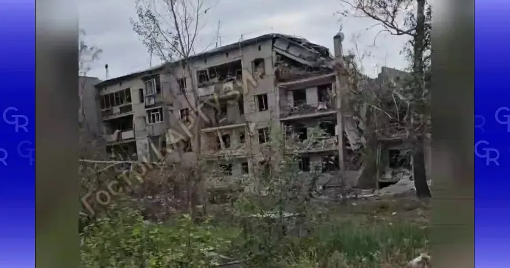 Скриншот з відео Зруйновані росіянами Липці. Відео від «Гострих картузів» на порталі Gromada Group